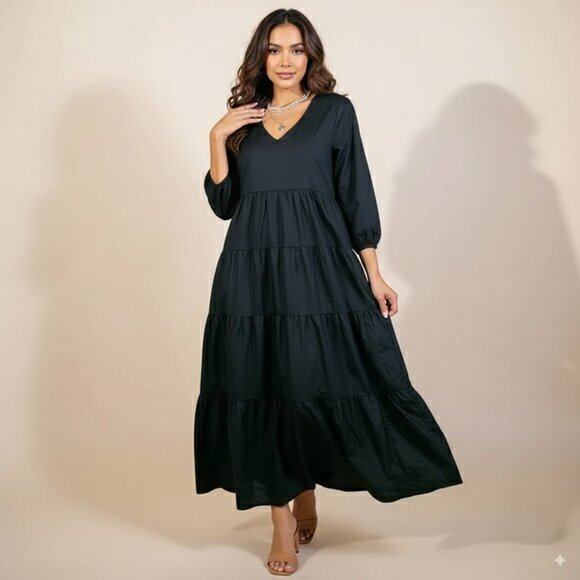 NWT En Saison Reagan Midi Dress in Black - Picture 1 of 4